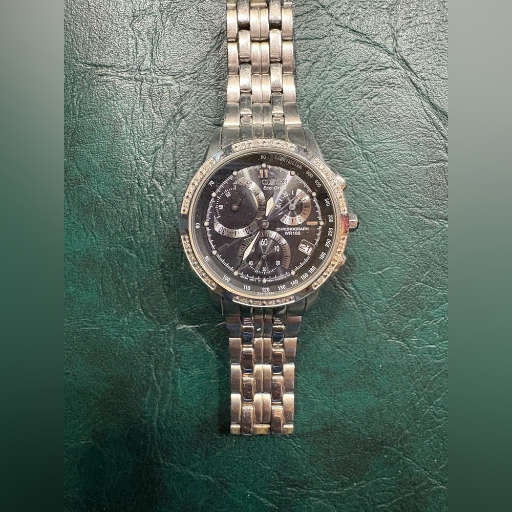 Citizen Calibre 4700 ladies watch 4700 FB1090-57E in good working condition.